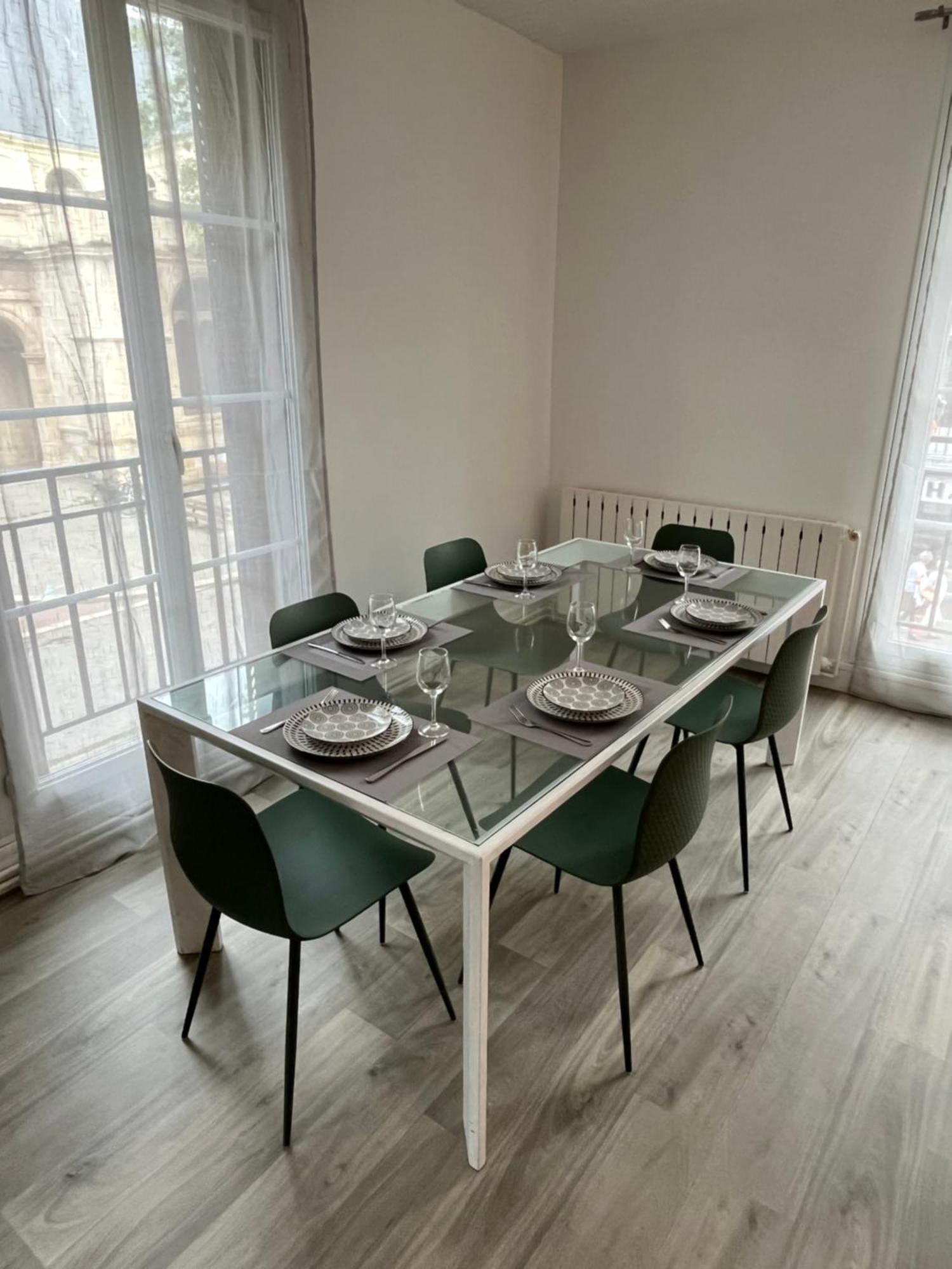 Vivez Au Coeur Historique - St Francois - Grand Appartement Confortable Le Havre Ngoại thất bức ảnh